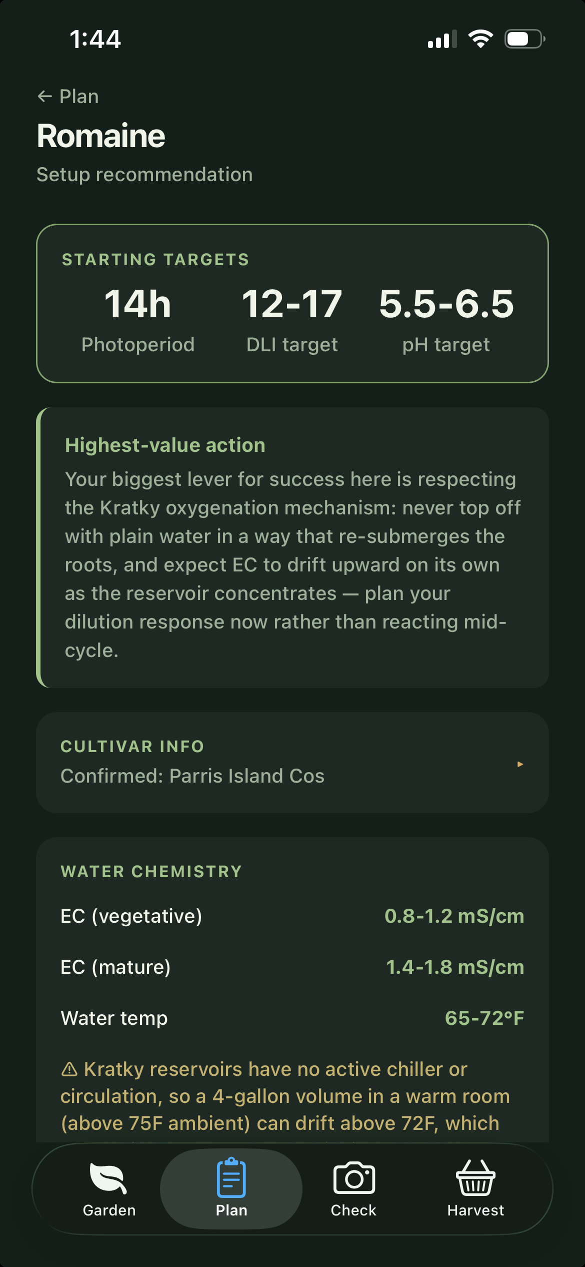 HydroGardenAdvisor's setup plan for Romaine lettuce, showing starting targets of a 14-hour photoperiod, 12-17 DLI, and 5.5-6.5 pH